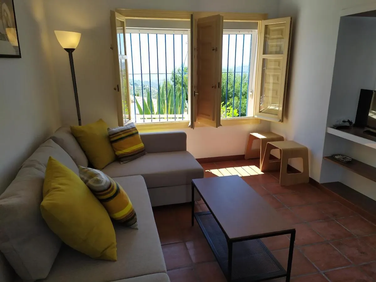 B&B La Madrugada Competa Bed & Breakfast